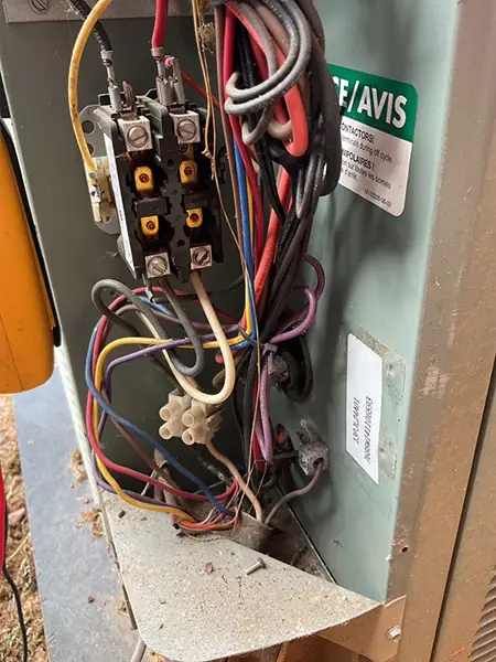 HVAC Repair - wiring harness on ac unit in Loxley, AL | Climate Masters INC | Air Conditioning Repair Near Me