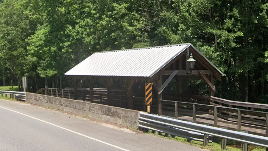 Climate Masters INC | Silverhill, AL | Covered Bridge on Silverhill Ave